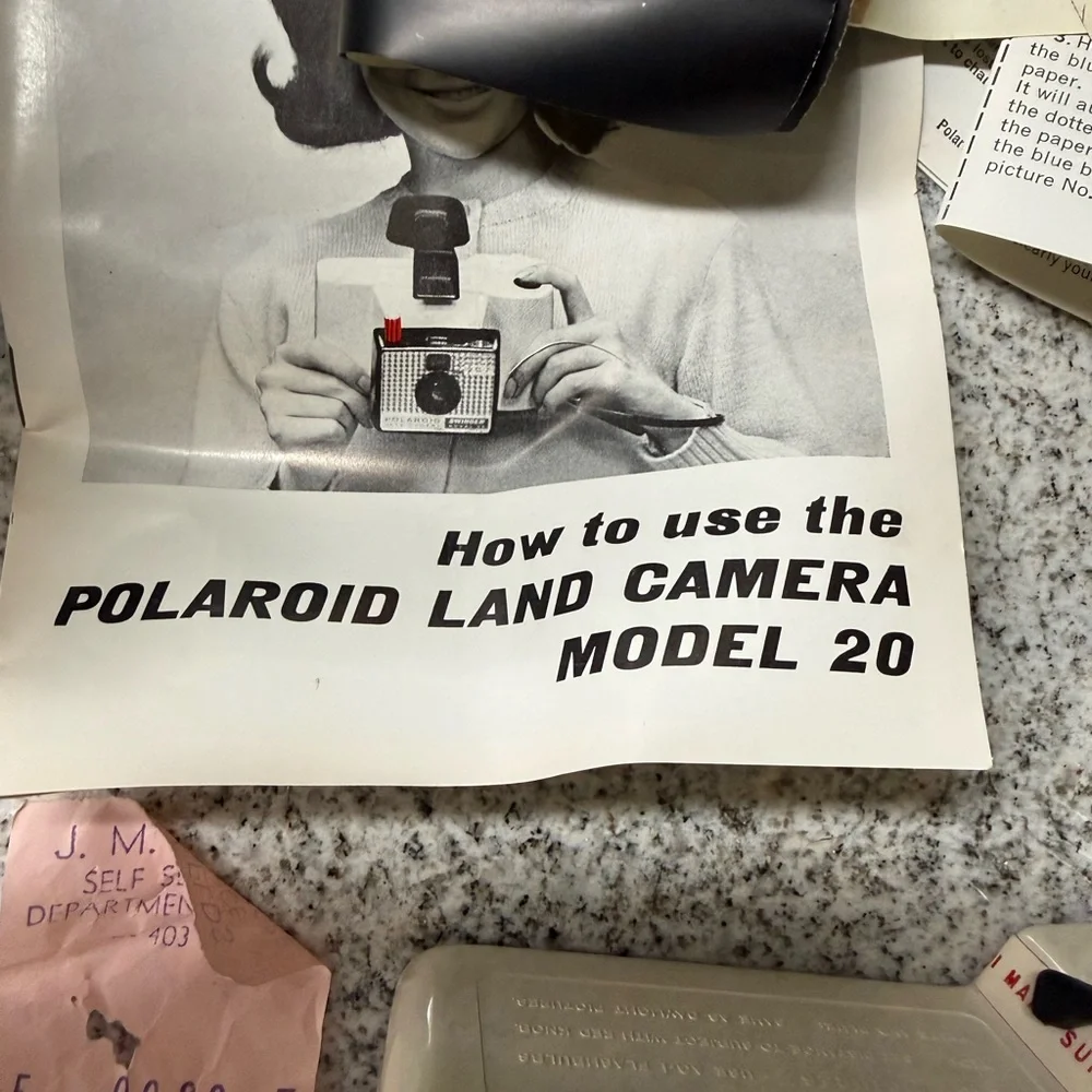 Vintage Polaroid Swinger Model 20 Camera Lot Box‎ Manuals Flashbulbs 1960s